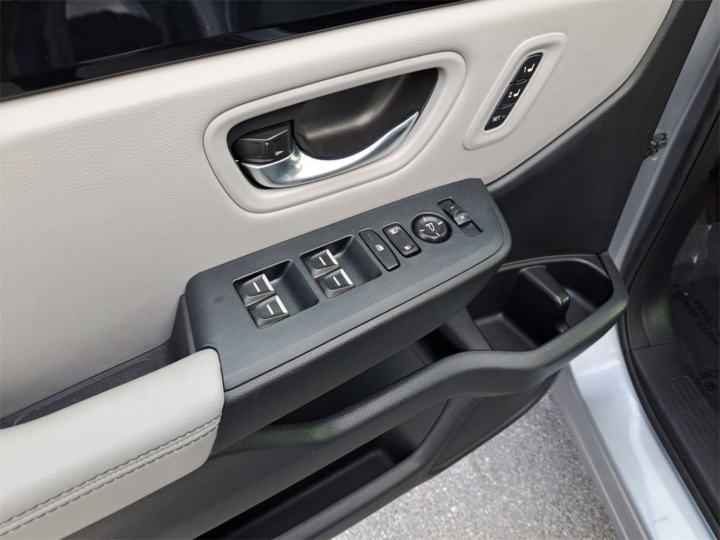 Used 2023 Honda Pilot EX-L image 16