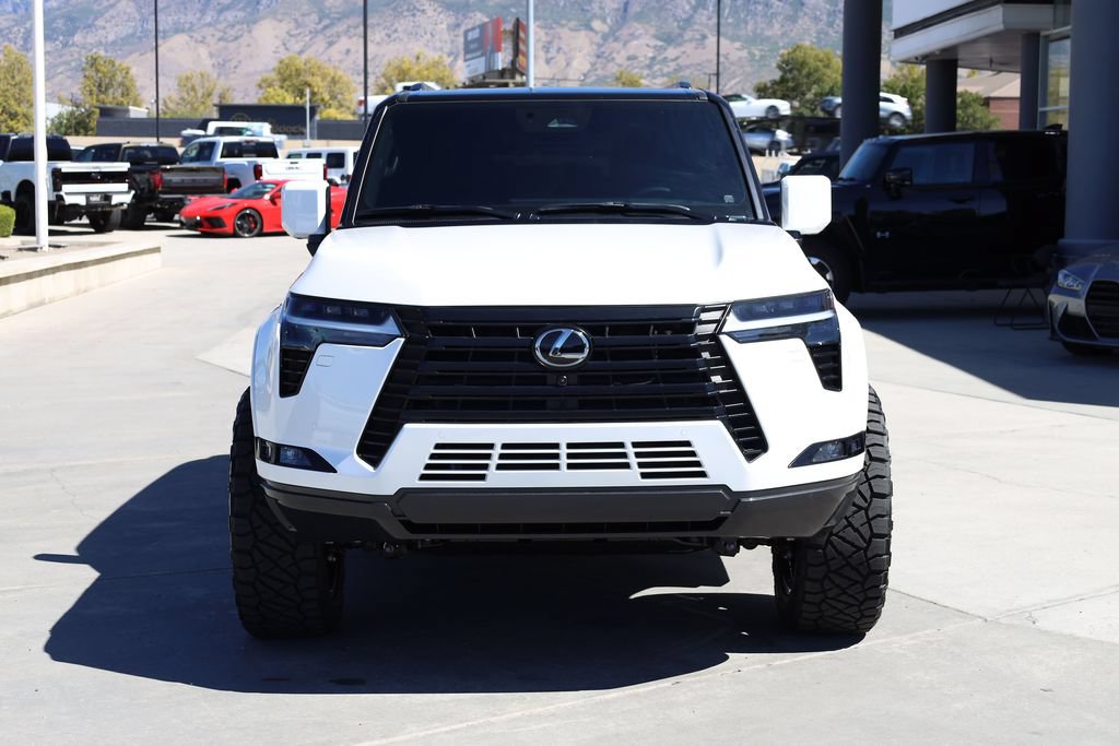Used 2026 Lexus GX 550 w/ Cold Area Package AWD/4WD image 9