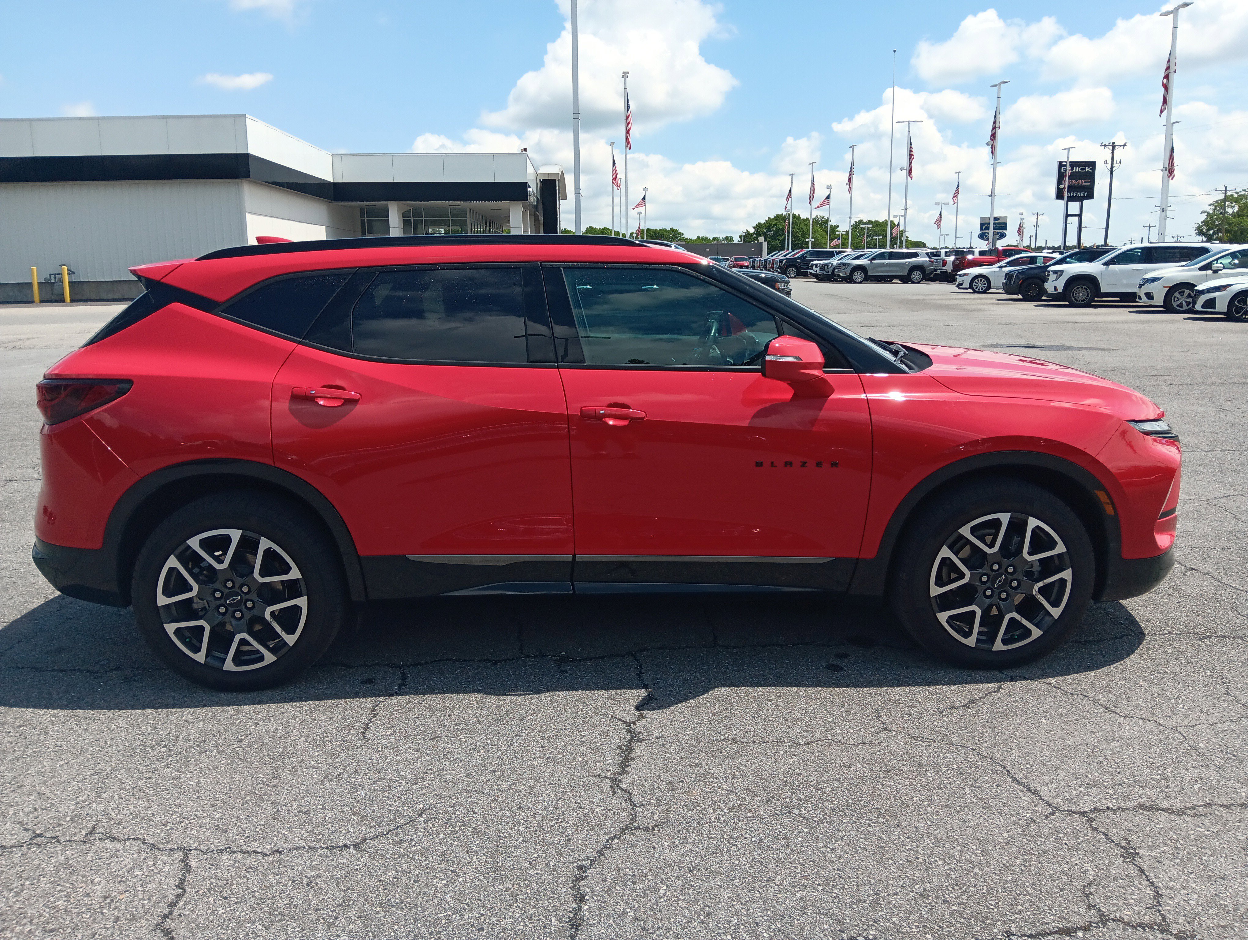 Used 2023 Chevrolet Blazer RS AWD/4WD image 6