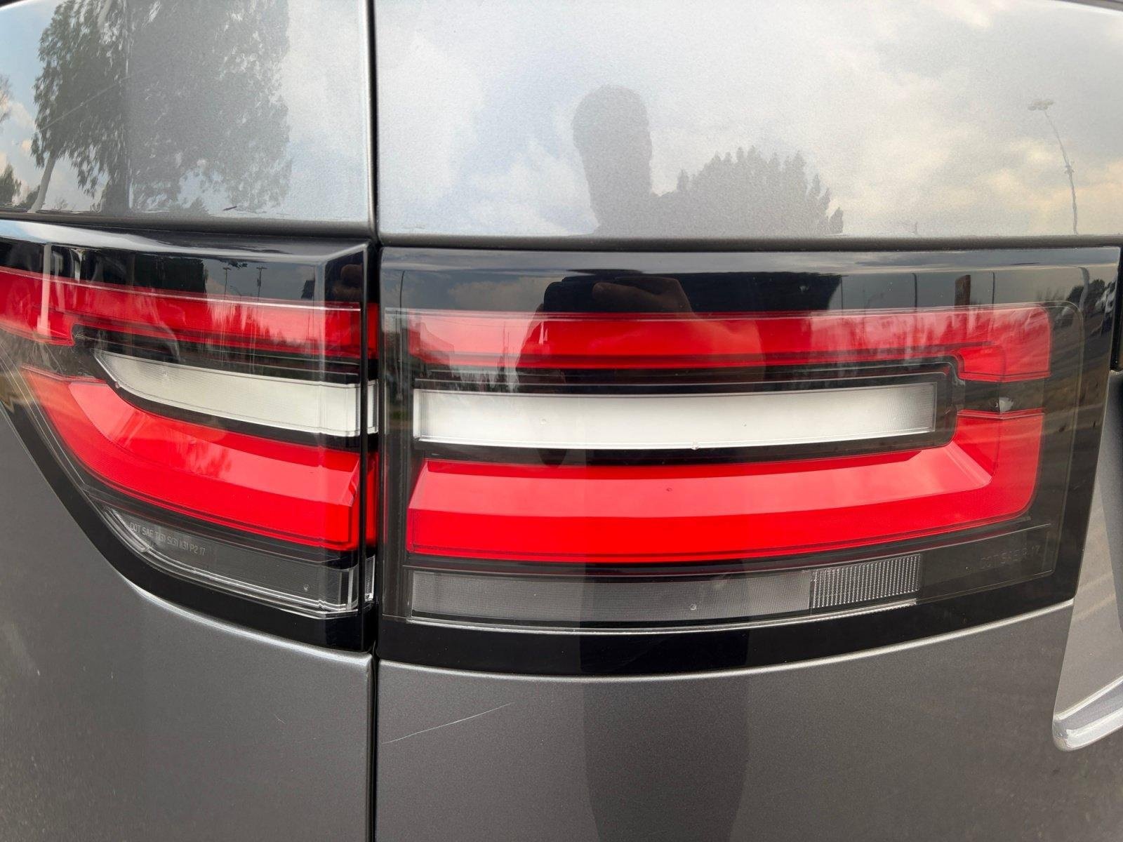 Used 2020 Land Rover Discovery HSE AWD/4WD image 31