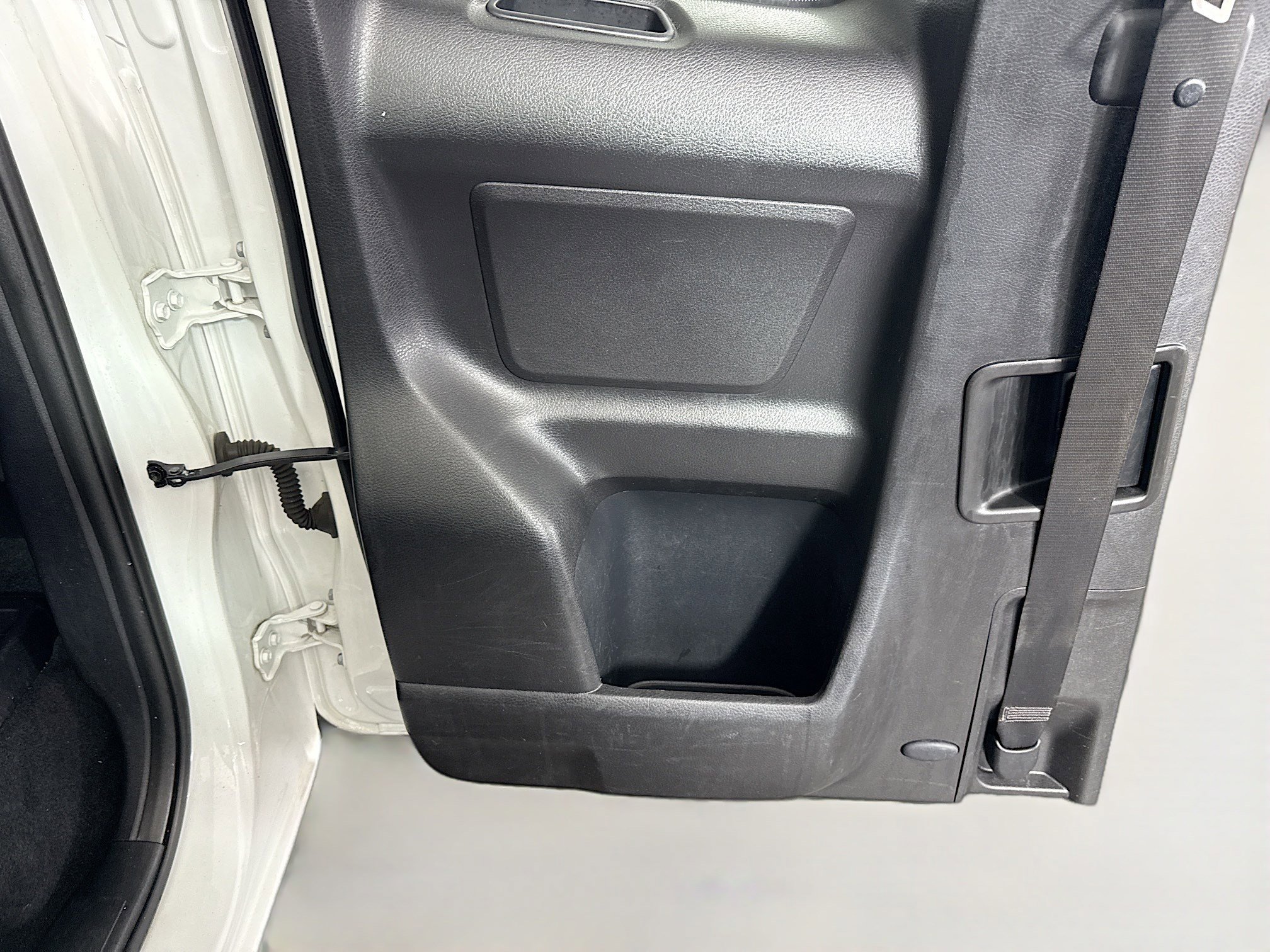 Used 2019 Toyota Tacoma SR image 25