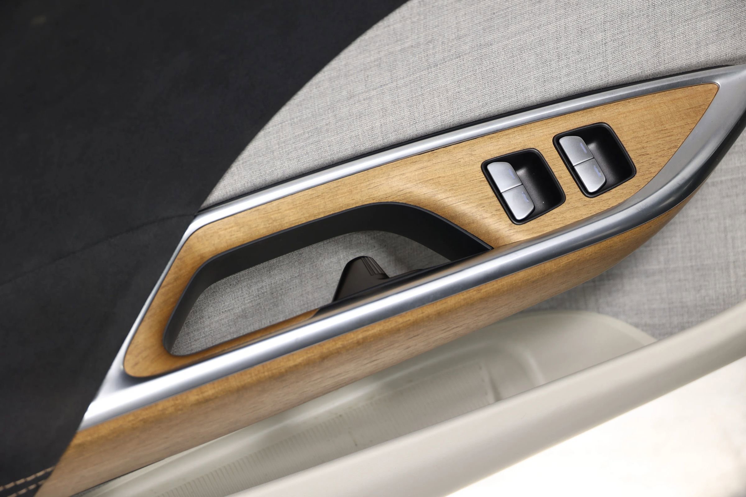 Used 2023 Lucid Air Grand Touring image 10