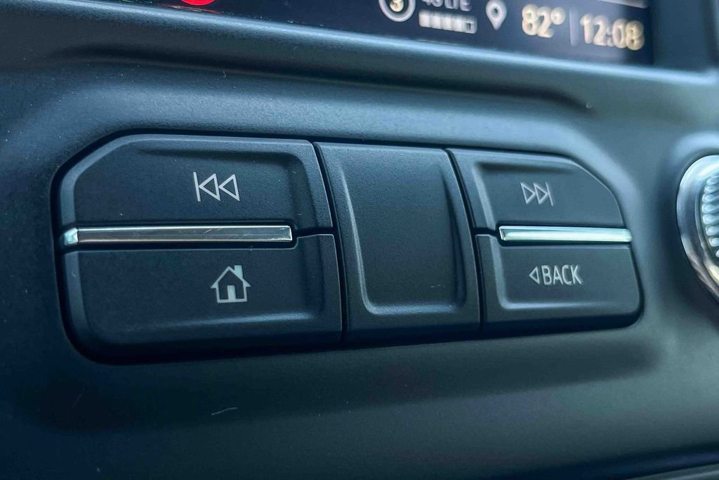 Used 2021 GMC Sierra 2500 SLT w/ SLT Premium Package image 33