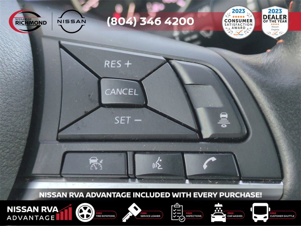 Used 2025 Nissan Sentra SR w/ SR Premium Package image 25