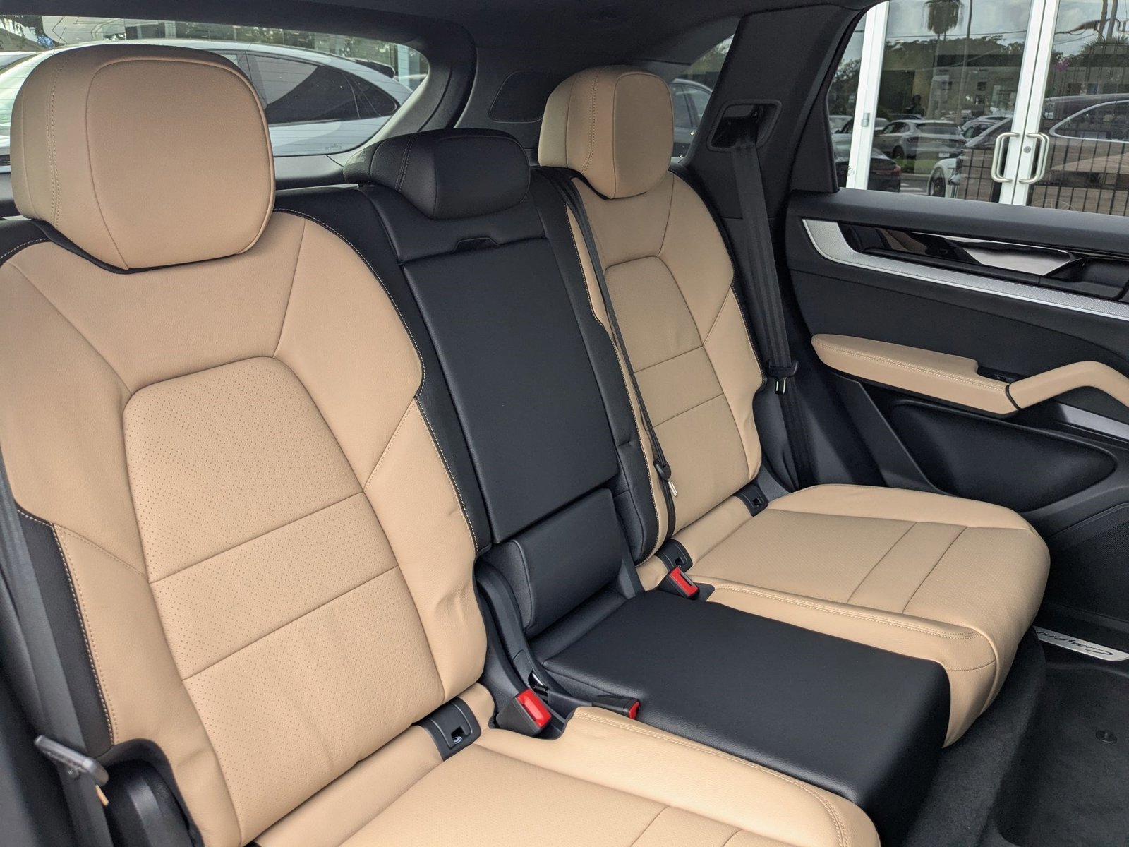 New 2026 Porsche Cayenne image 24