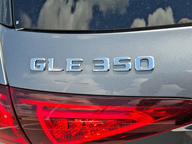 Used 2021 Mercedes-Benz GLE 350 4MATIC image 38