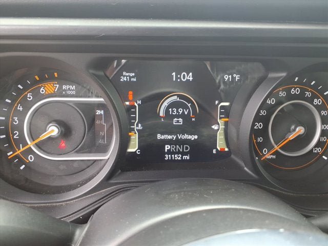Used 2025 Jeep Wrangler Unlimited Sahara AWD/4WD image 14