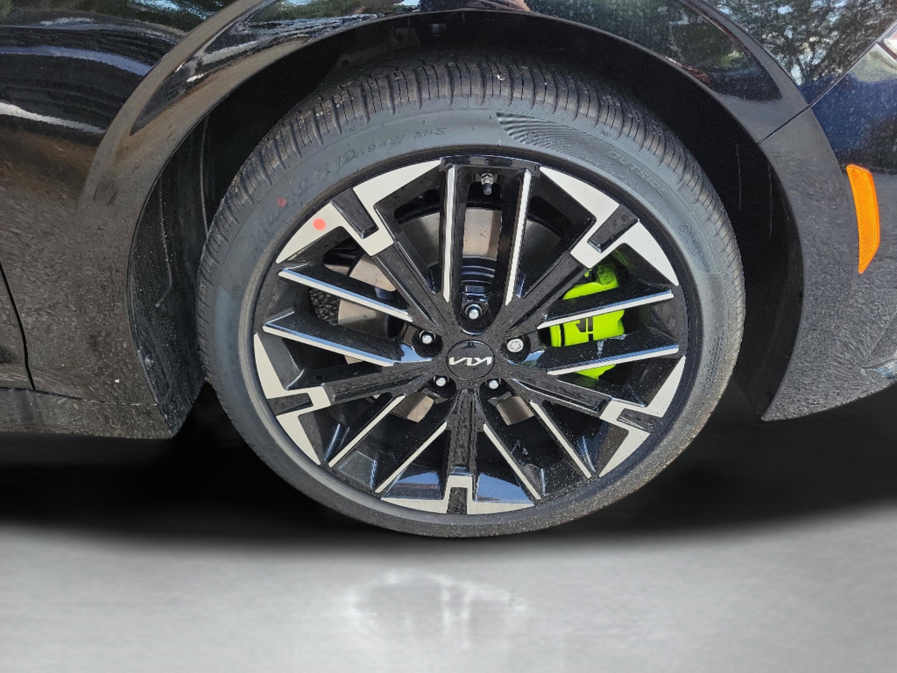 New 2026 Kia K5 GT FWD image 28