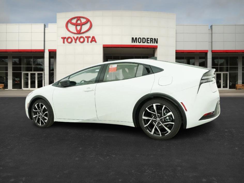 New 2026 Toyota Prius Plug-In Hybrid image 11