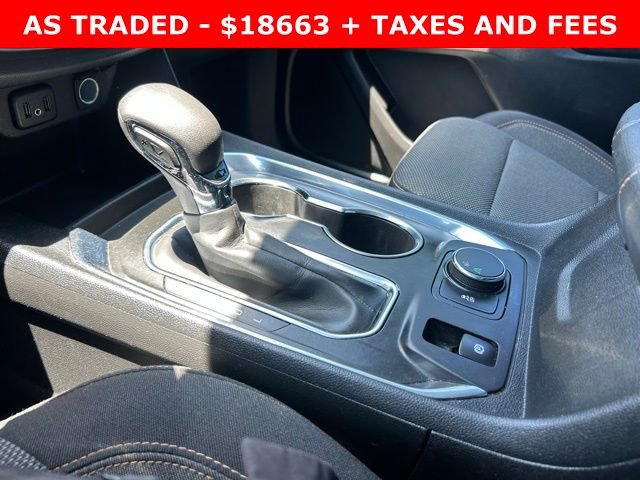 Used 2021 Chevrolet Traverse LS FWD image 25