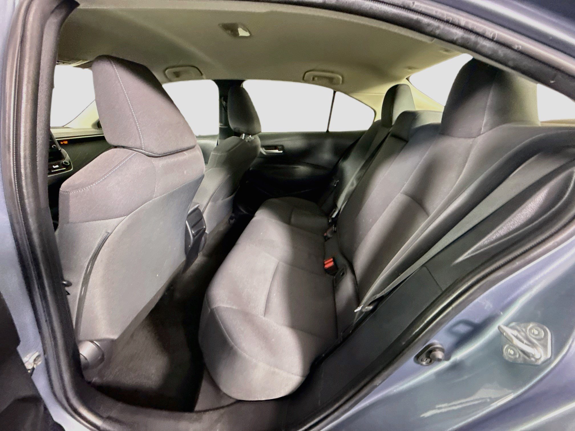 Used 2021 Toyota Corolla LE FWD image 24