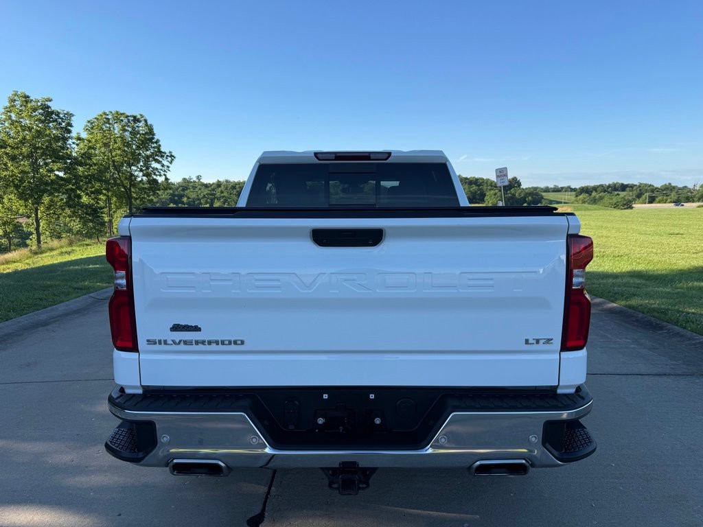 Used 2021 Chevrolet Silverado 1500 LTZ w/ LTZ Premium Package AWD/4WD image 4