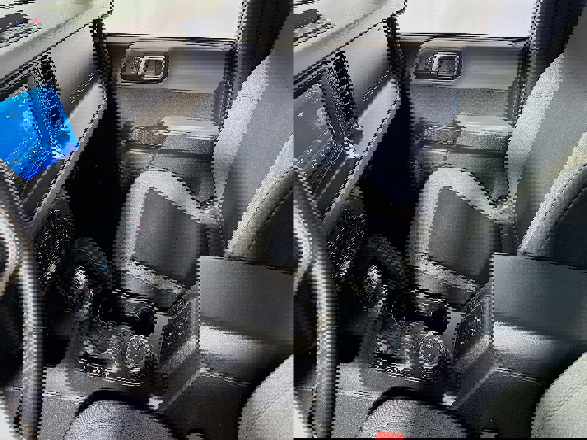 Used 2022 Ford Bronco Big Bend image 22