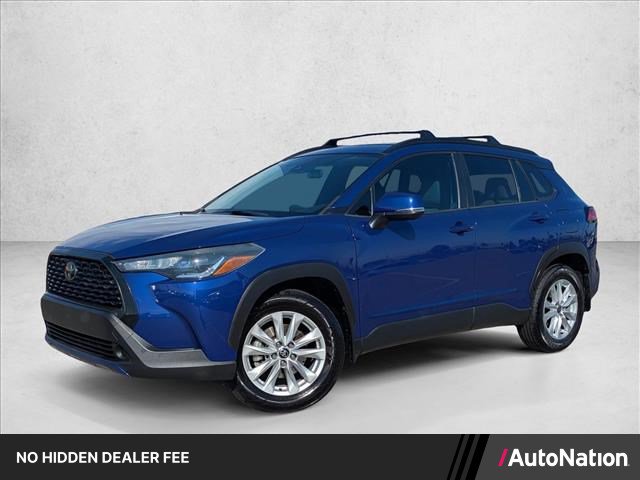 Used 2022 Toyota Corolla Cross LE AWD/4WD image 1