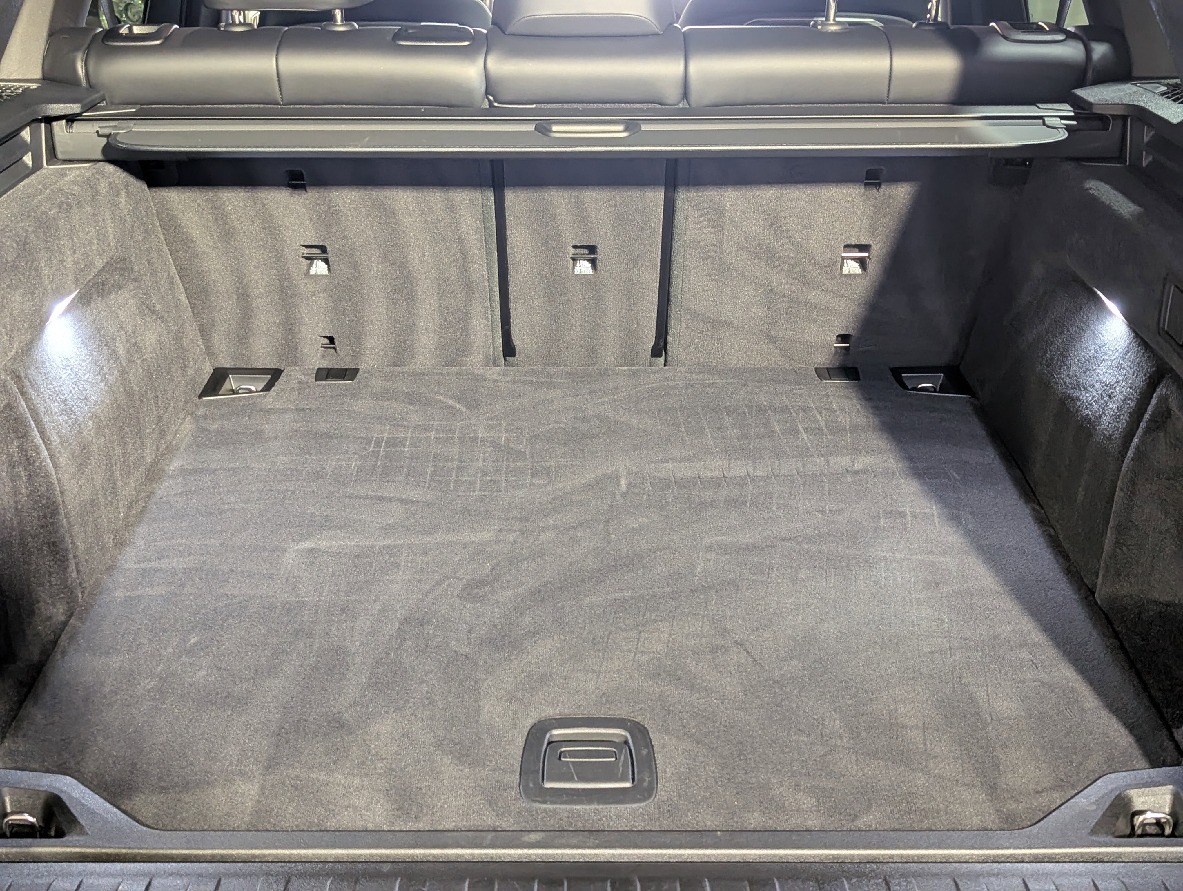 Used 2024 BMW X5 M60i w/ Climate Comfort Package image 22