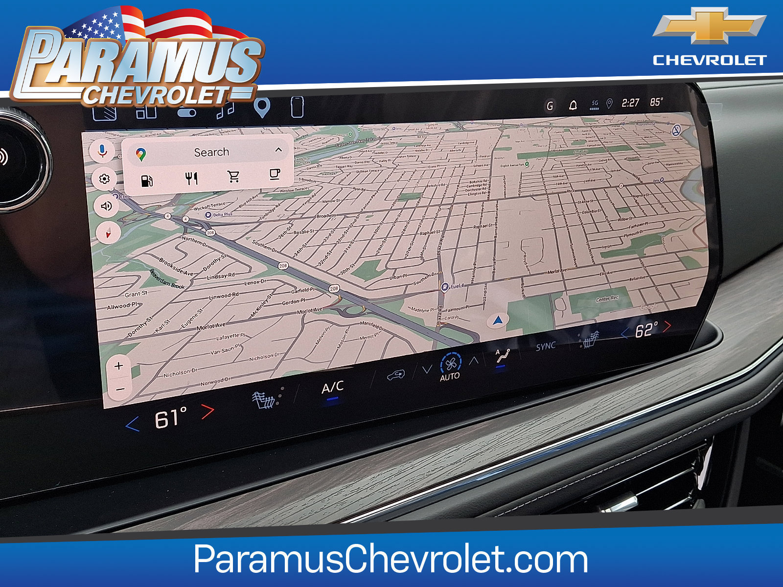 New 2026 Chevrolet Suburban LT w/ Comfort Package AWD/4WD image 12