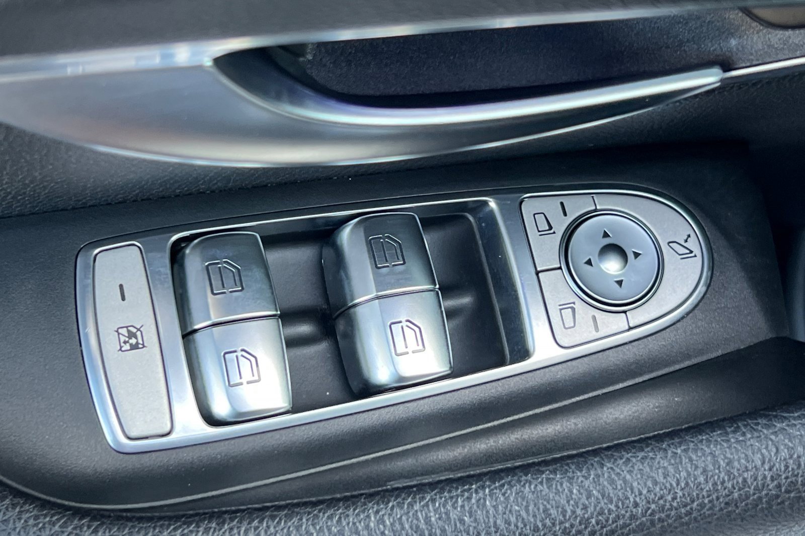 Certified 2019 Mercedes-Benz E 300 image 12