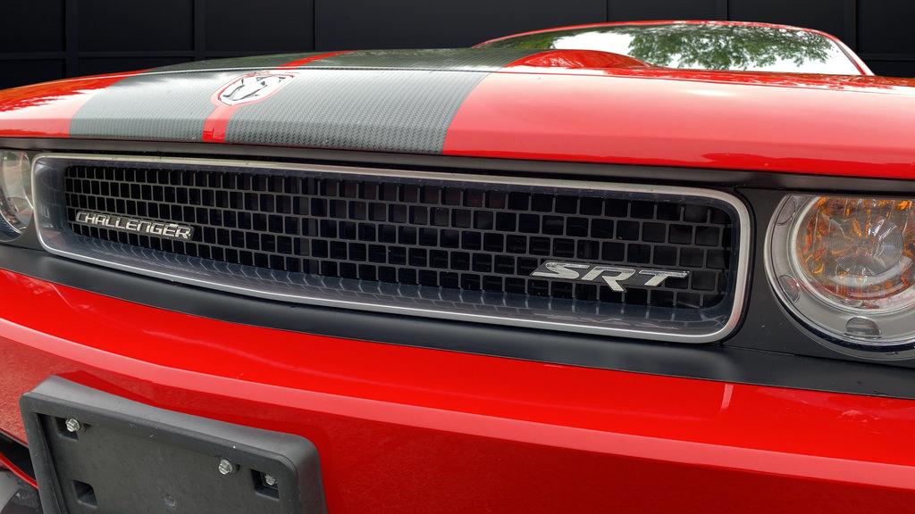 Used 2009 Dodge Challenger SRT8 w/ SRT Option Group II RWD image 43