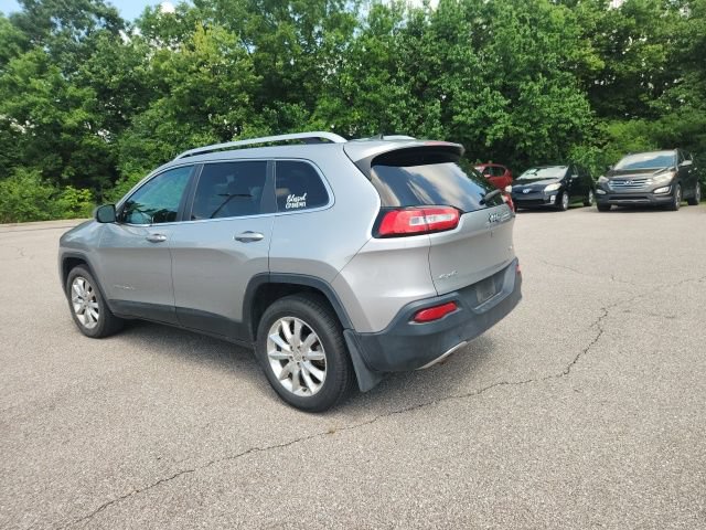 Used 2016 Jeep Cherokee Limited AWD/4WD image 10