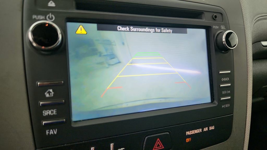 Used 2015 Chevrolet Traverse LS FWD image 20