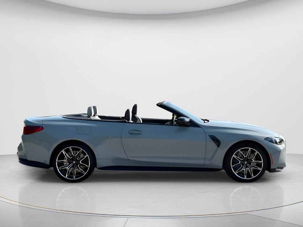 New 2027 BMW M4 xDrive Competition AWD/4WD image 4