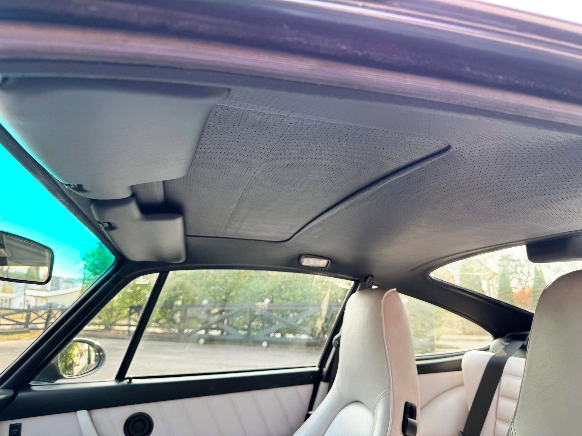 Used 1992 Porsche 911 GT3 RS image 37