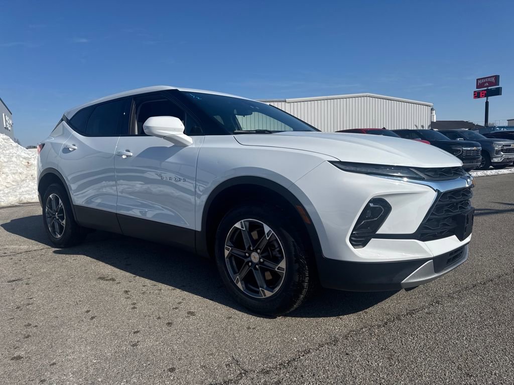 Used 2025 Chevrolet Blazer LT image 10