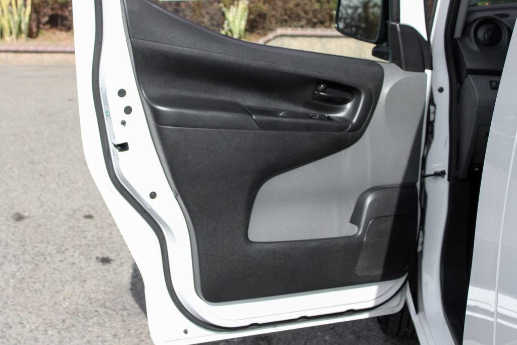 Used 2020 Nissan NV200 S w/ Back Door Glass Package FWD image 19
