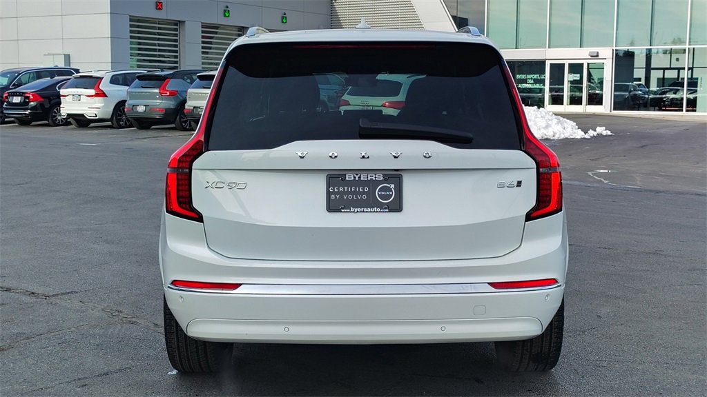 Certified 2025 Volvo XC90 B6 Plus image 34