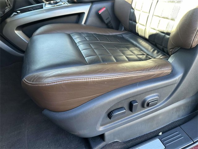 Used 2017 Nissan Titan Platinum Reserve image 18