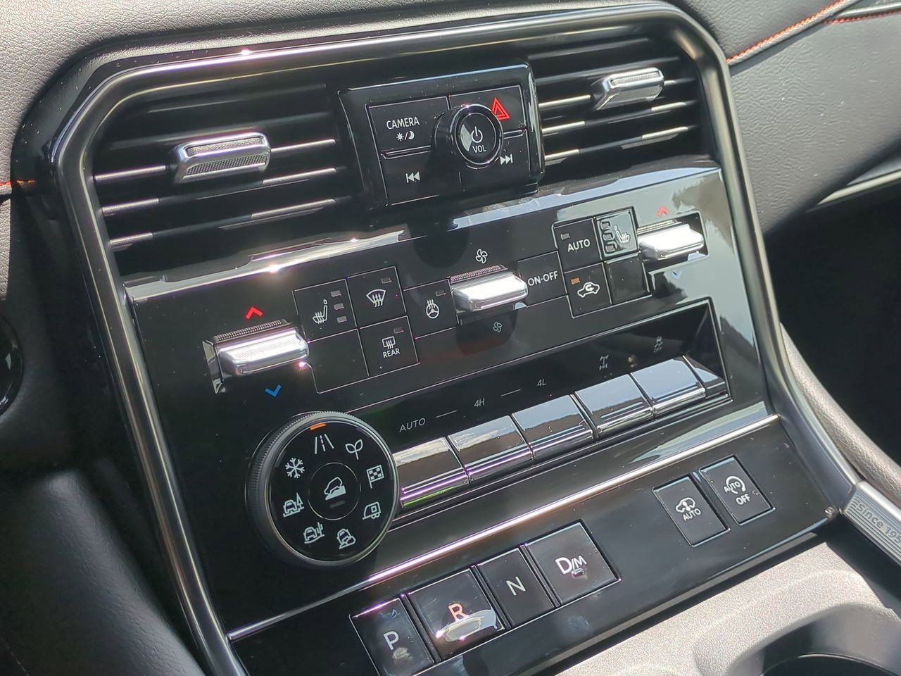 New 2025 Nissan Armada PRO-4X AWD/4WD image 23