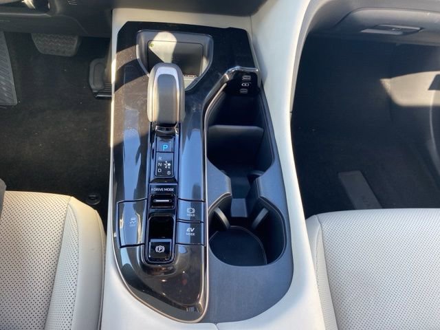 New 2025 Toyota Crown Limited image 37