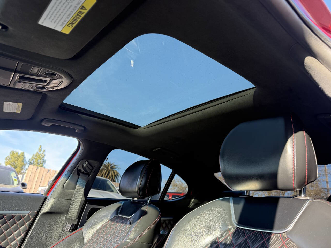 Used 2019 Genesis G70 3.3T Dynamic image 20