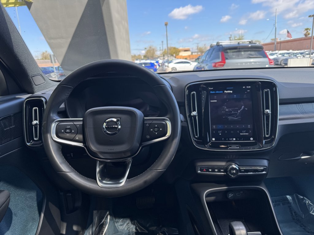 Used 2022 Volvo C40 P8 Recharge Ultimate image 14