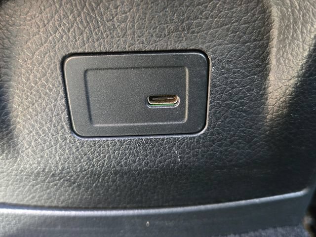 Used 2021 Mercedes-Benz CLA 250 4MATIC image 31