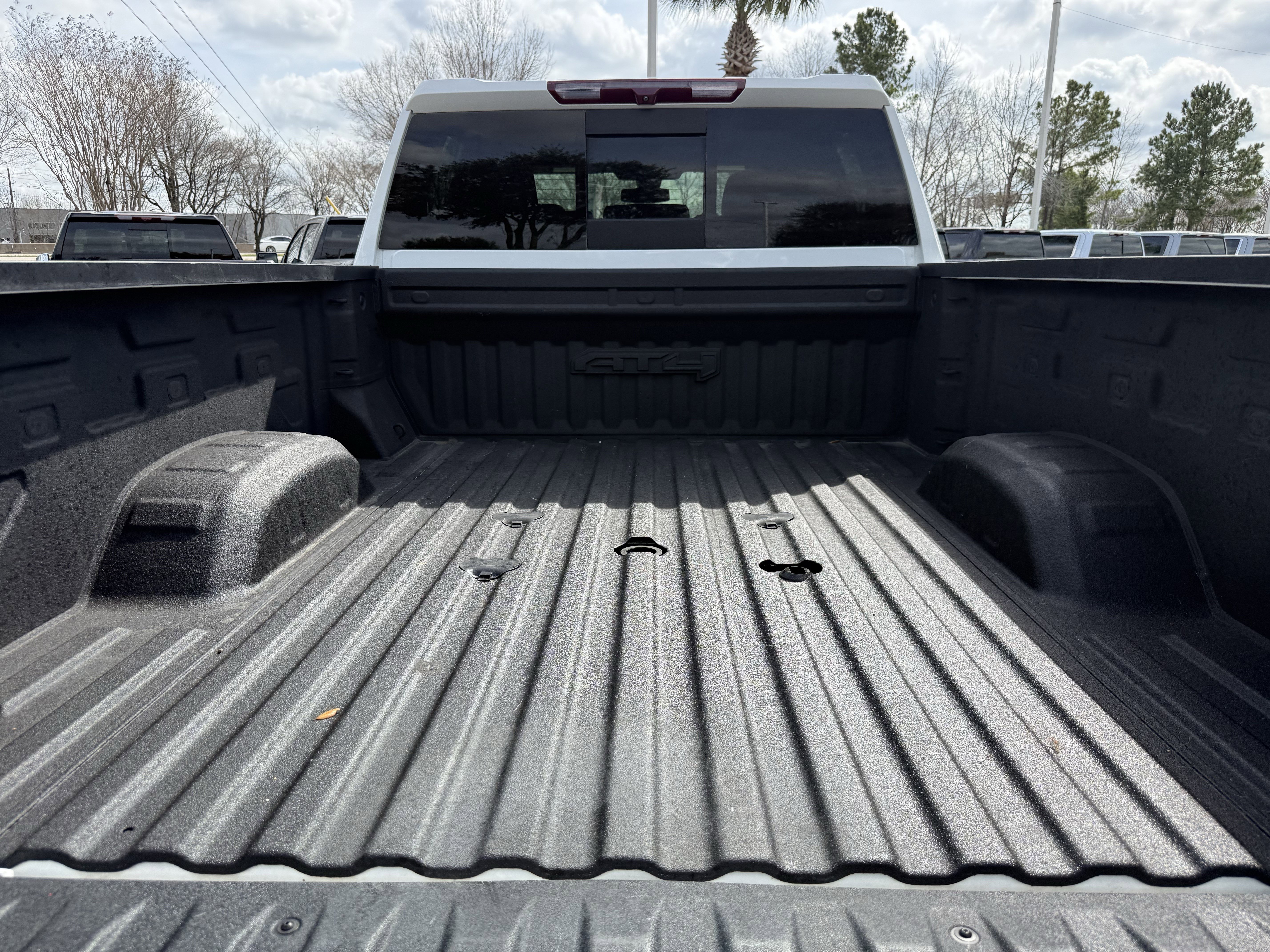 Used 2022 GMC Sierra 2500 AT4 w/ AT4 Preferred Package image 30