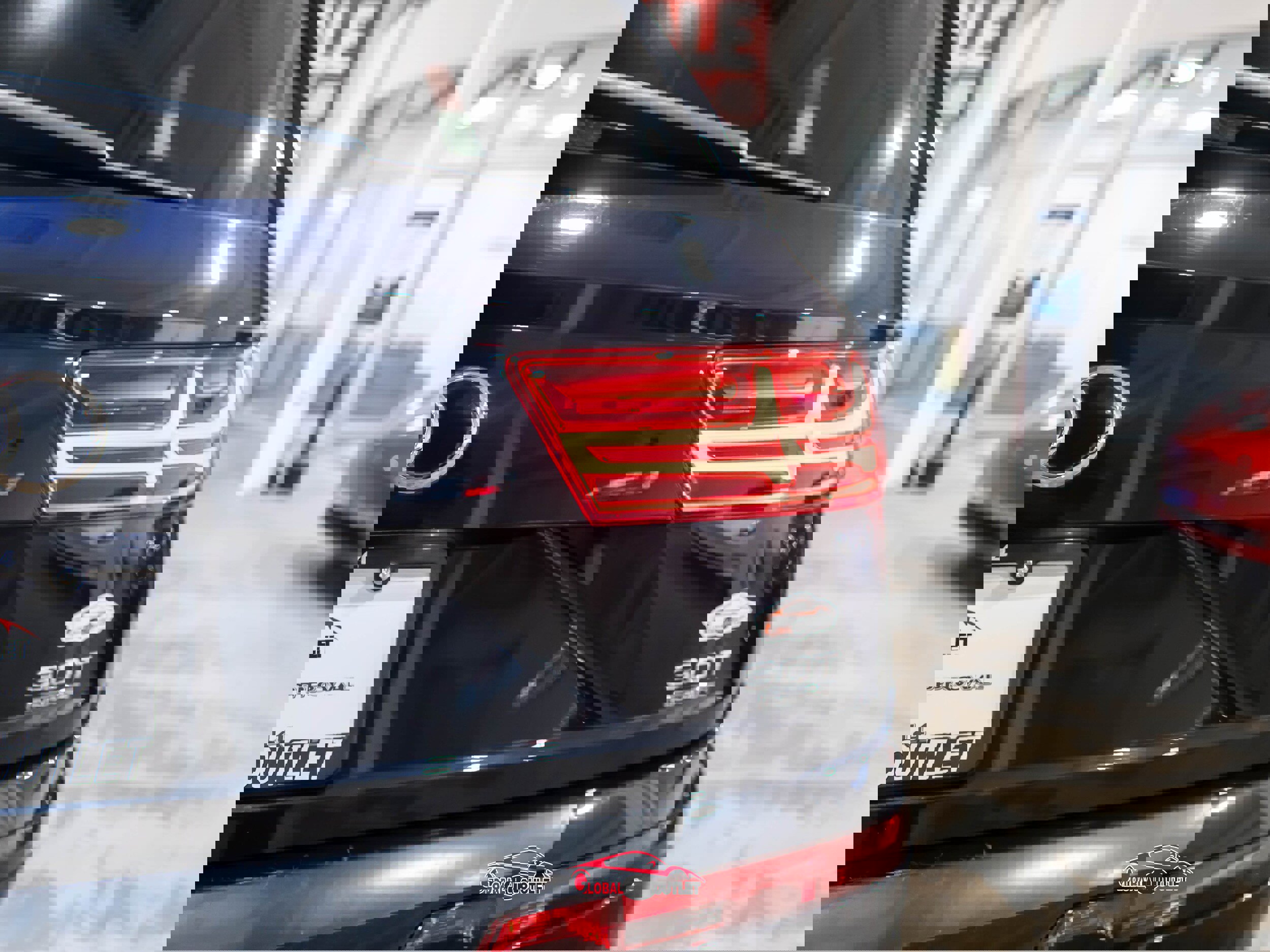 Used 2017 Audi Q7 3.0T Premium Plus w/ Premium Plus Package image 55