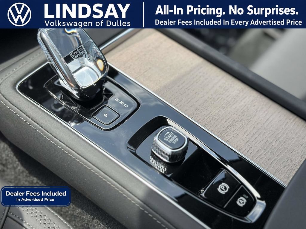 Used 2025 Volvo XC90 B6 Plus AWD/4WD image 21