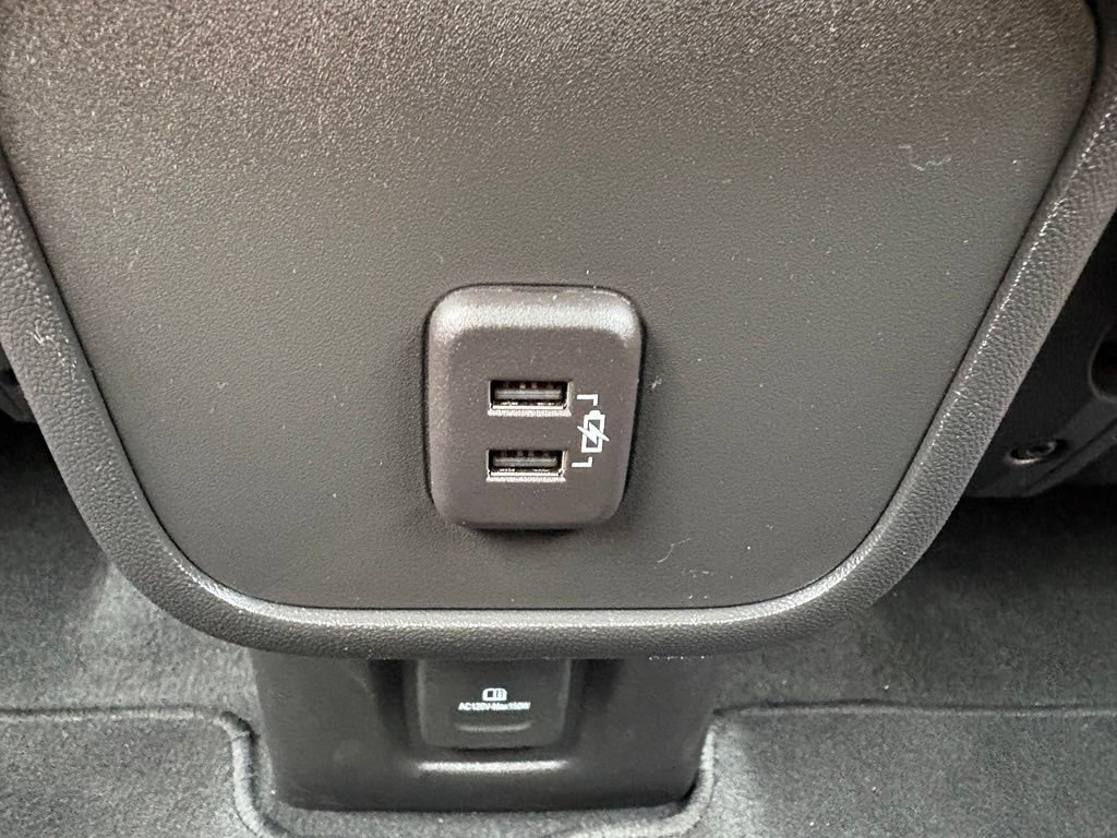 Used 2023 GMC Terrain SLE w/ Driver Convenience Package FWD image 38