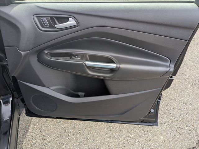 Used 2018 Ford Escape SEL image 26