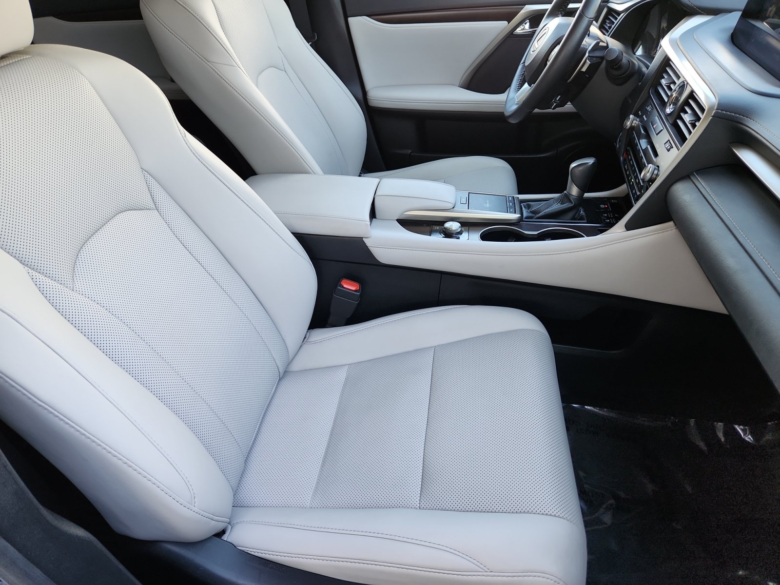 Used 2021 Lexus RX 450h AWD w/ Premium Package image 16