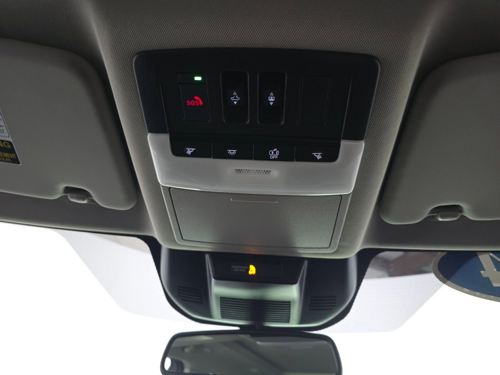 Used 2024 Nissan Rogue Platinum w/ Platinum Premium Package image 30