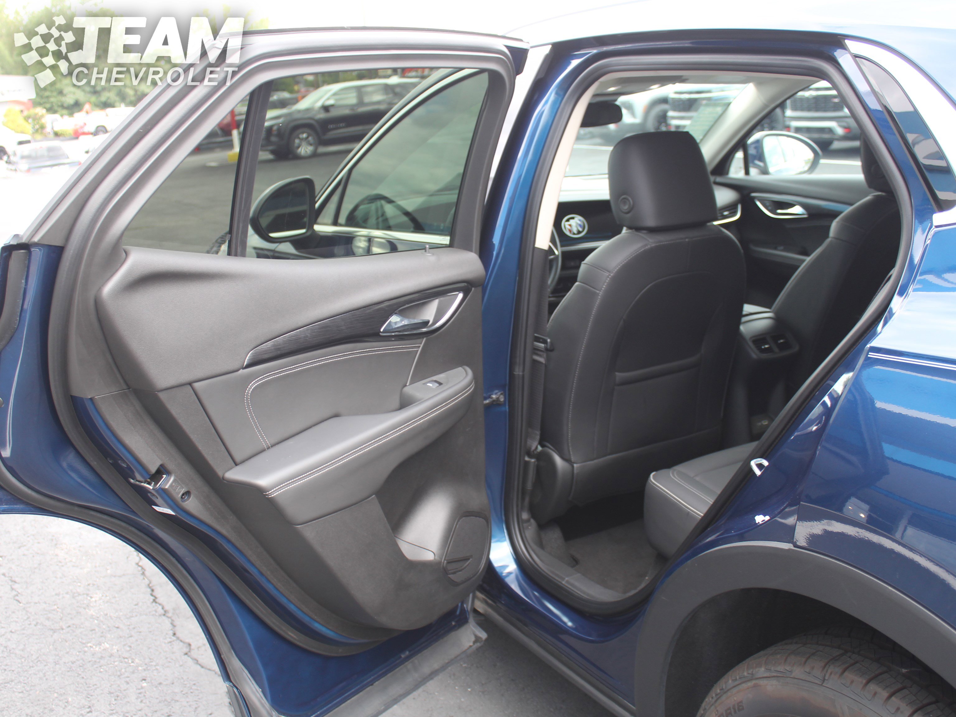 Certified 2023 Buick Envision Essence image 18