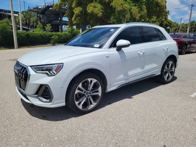 Used 2020 Audi Q3 2.0T Prestige AWD/4WD image 4