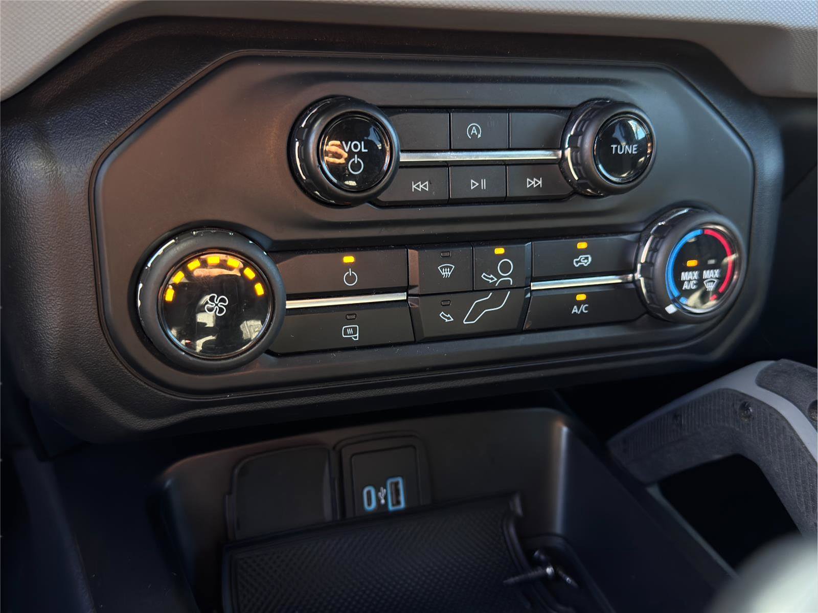 Used 2021 Ford Bronco Big Bend image 16