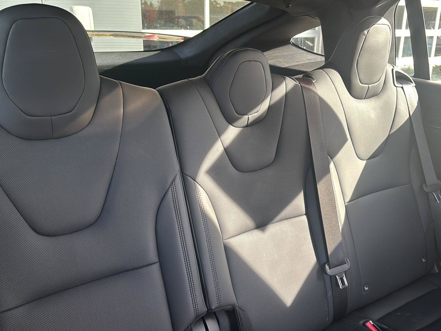 Used 2024 Tesla Model X AWD/4WD image 24