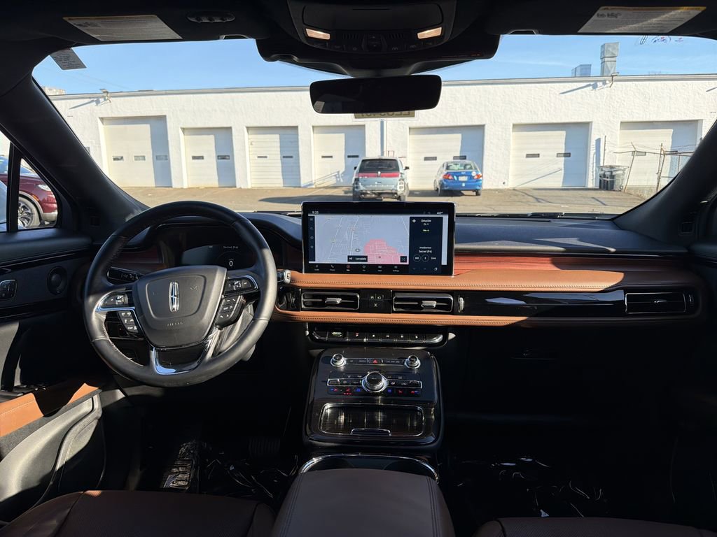 Certified 2023 Lincoln Nautilus Reserve w/ Equipment Group 201A image 18