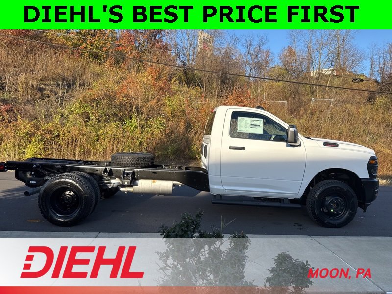 New 2026 RAM 3500 Tradesman image 8