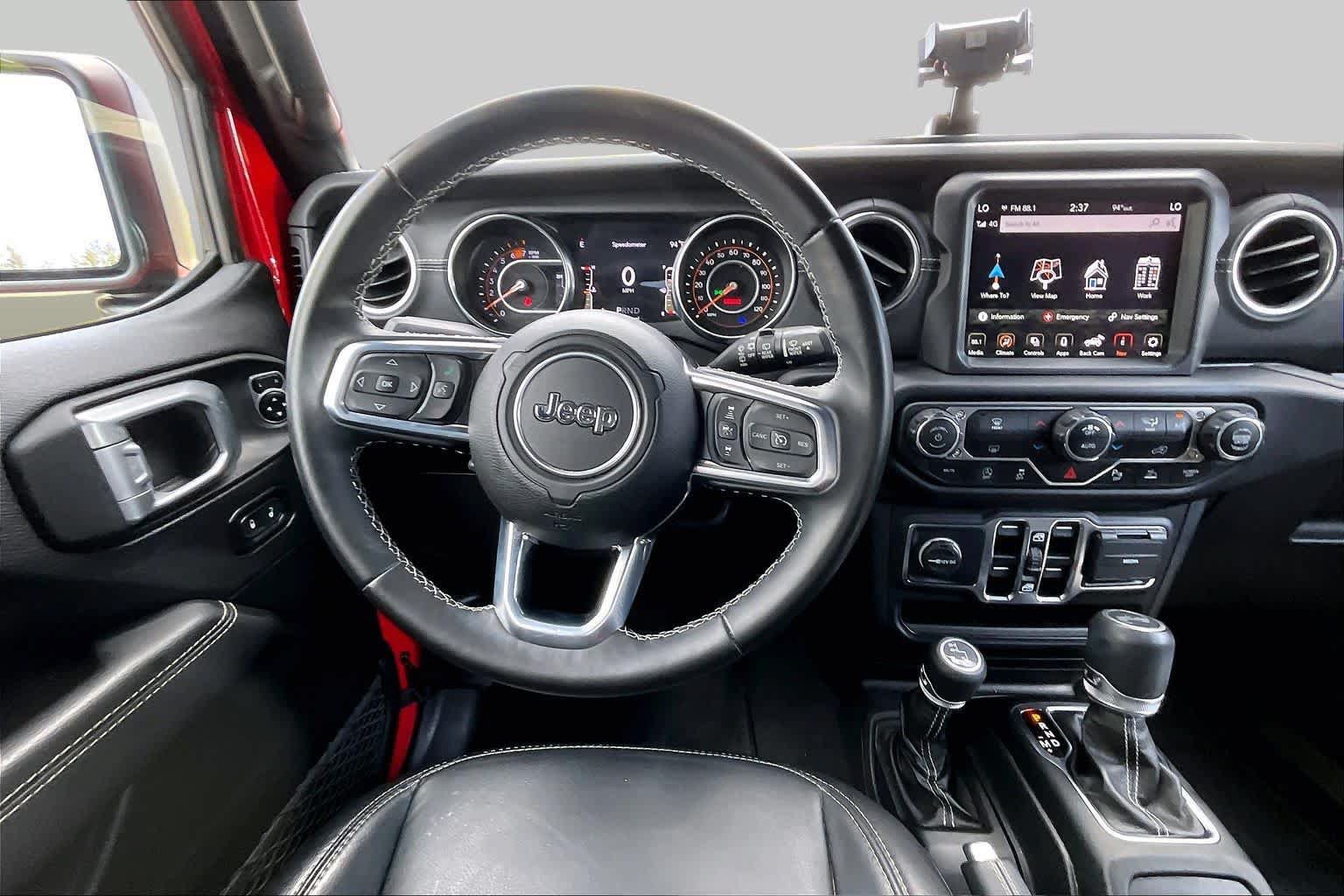 Used 2021 Jeep Wrangler Unlimited Sahara AWD/4WD image 6