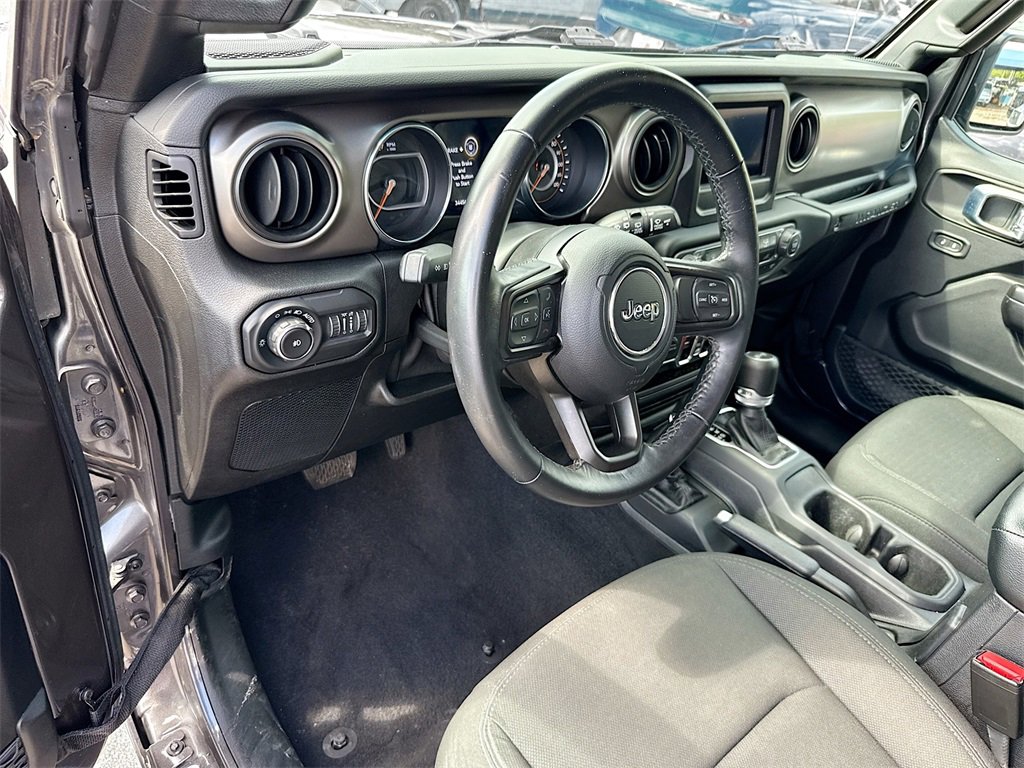 Used 2021 Jeep Wrangler Unlimited Sport image 10
